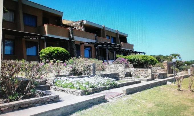 La Pelosa Apartment | House Falcone in Stintino