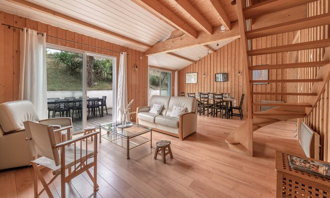 Saint-Michel-Chef-Chef House | House for 8 people - 300m from the beach