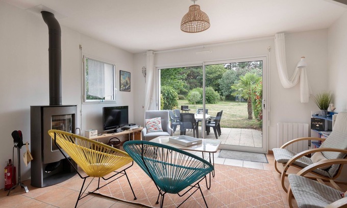 Arzon Ski Chalet | House for 5 - Large garden - 700m from beach