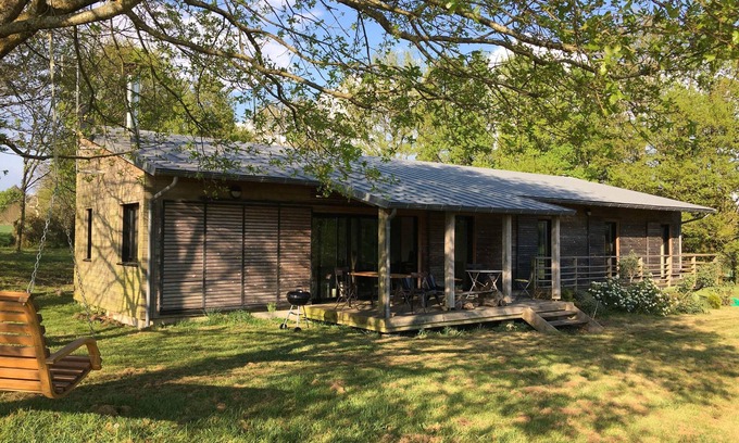 Pluherlin House | House for 6 people, swimming pool, large garden, quiet, beautiful countryside, sea 30km away