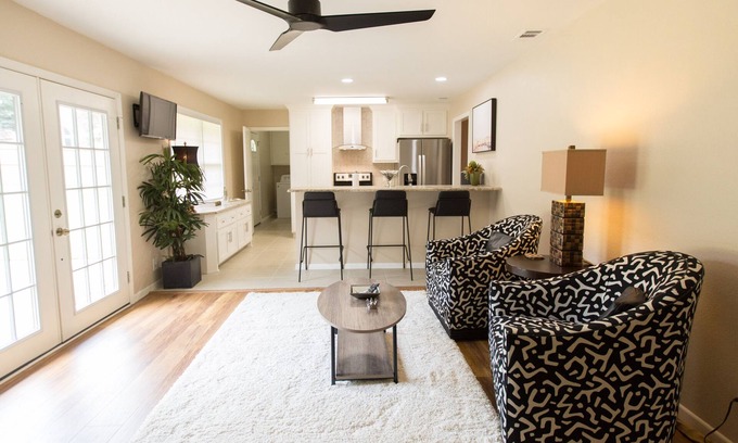 Tyler House | House - Great Location