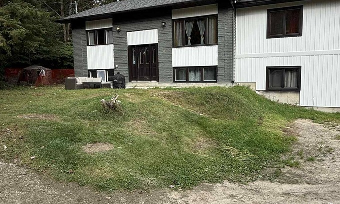 Val-des-Monts House | House havre des Roy