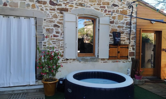 Le Bosc House | House, heart of village, ideal for relaxing with family. 👨‍👧‍👦👩‍👧‍👦
