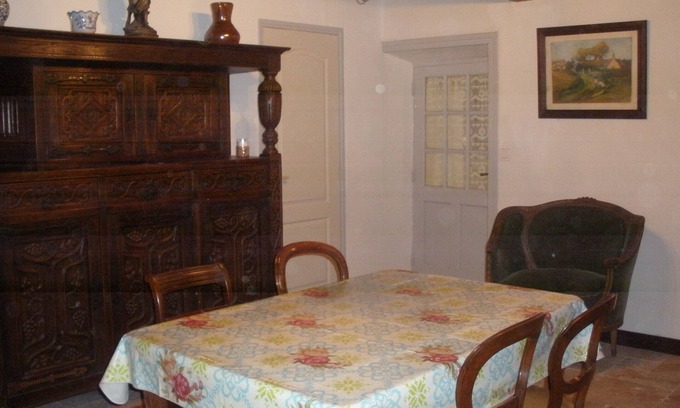 Neris-les-Bains House | House Historic Center of Neris-les-Bains