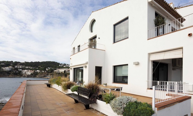 Calella de Palafrugell House | House in the sea, Calella
