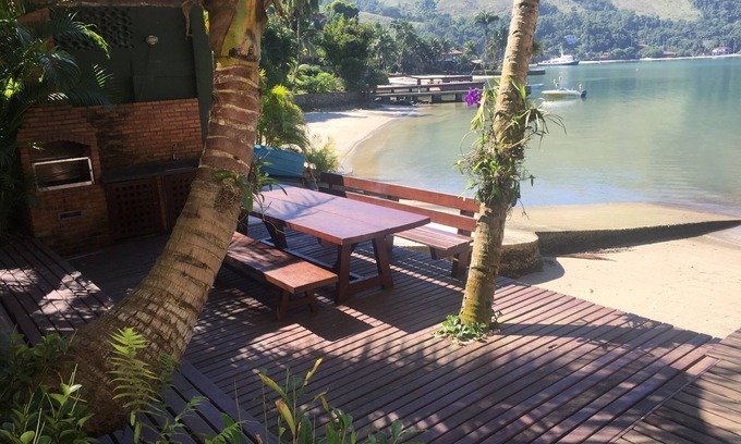 Ponta do Sape House | House in Angra dos Reis with exclusive Pier and Prainha