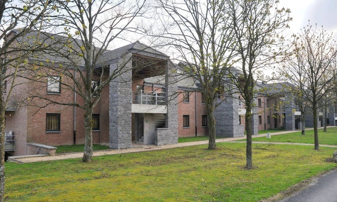 Bohon Apartment | House in Belgium with Pool near Les Jardins du Golf