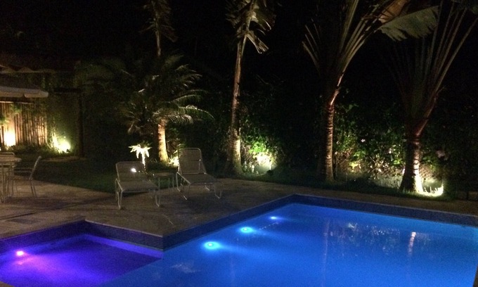 Barra do Una House | House in Condominium in the Atlantic Forest. Pool / Barbecue / Maid / Wi-fi
