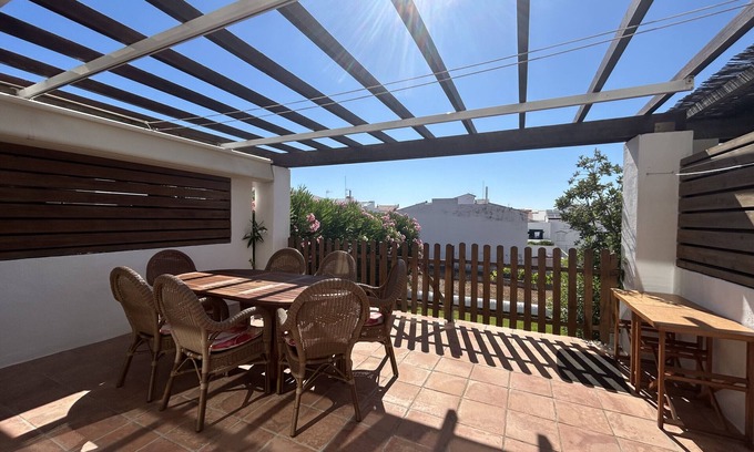 Fornells Ski Chalet | House in Fornells