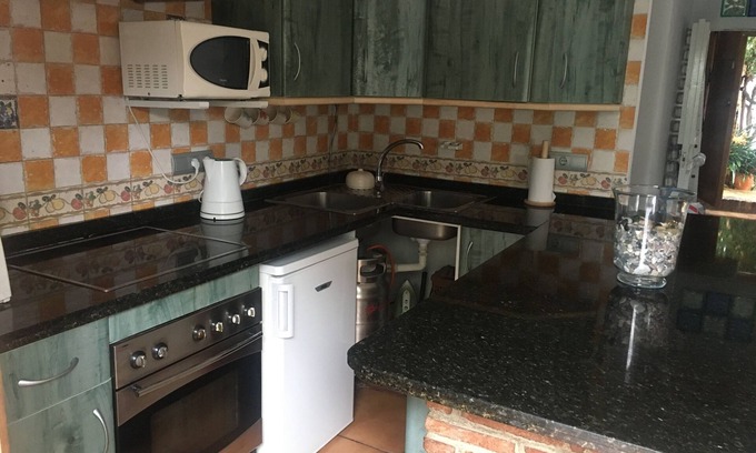 Zahara de la Sierra House | House in the centre of Zahara, tapas and relax