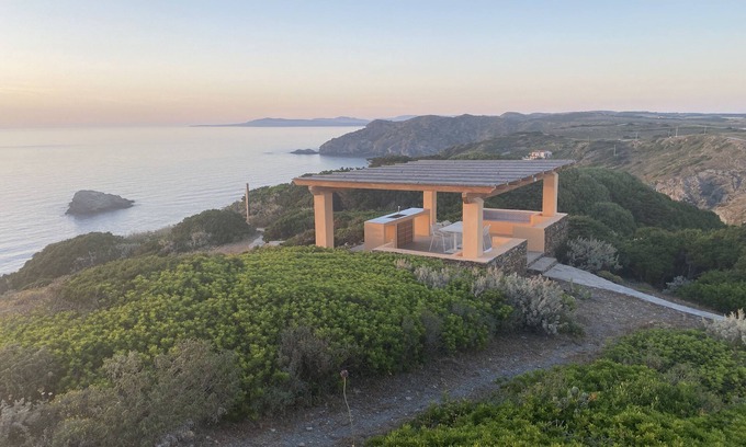 Sassari House | House in the countryside by the sea