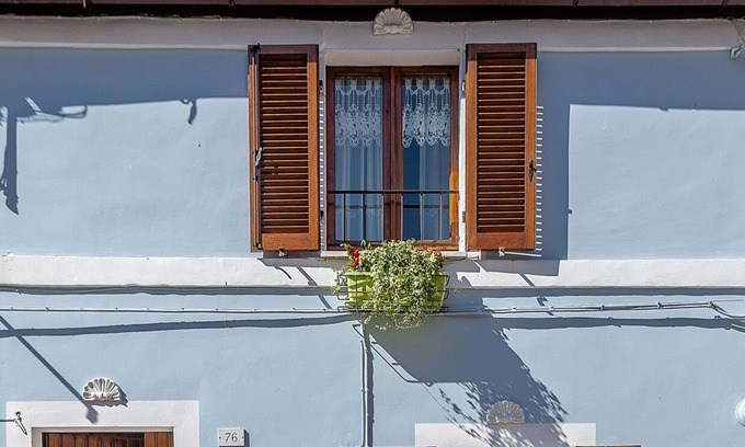 Civitanova Marche House | House in the Maritime Village