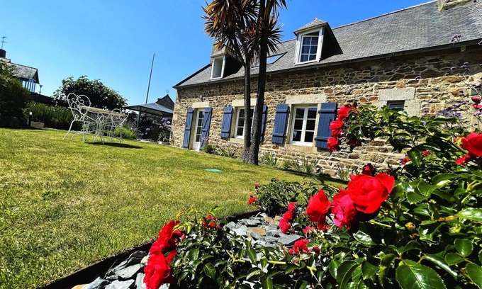 Lanmodez House | House Les Agaphantes