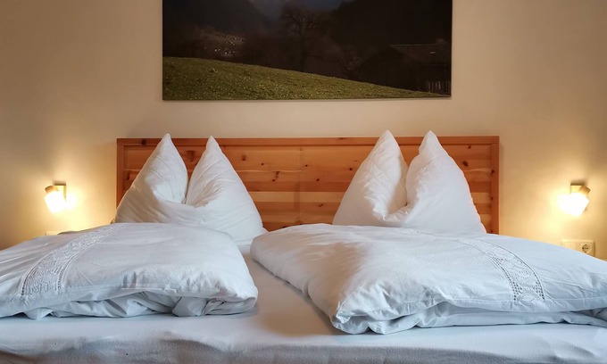 Sankt Gallenkirch Apartment | House Lifinar. take a vacation where the mountains are close to you.