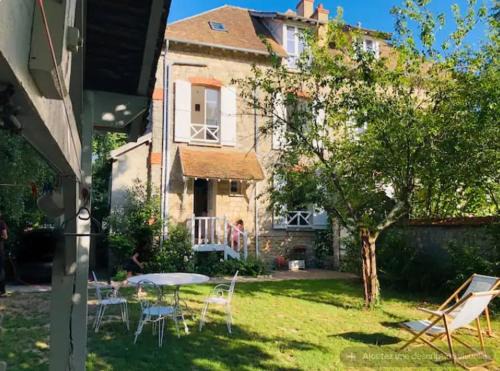 Barbizon Villa | House near forest