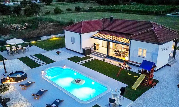 Sinj House | House Noemi (V2081-K1) - Sinj