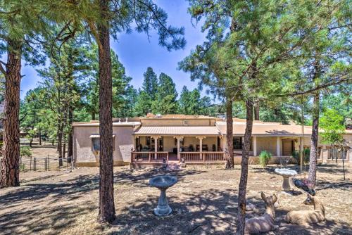 Ruidoso House | House of Angels Retreat with Deck Near Winter Park