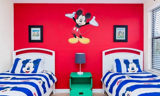 Davenport House | House of Mouse Disney Oasis
