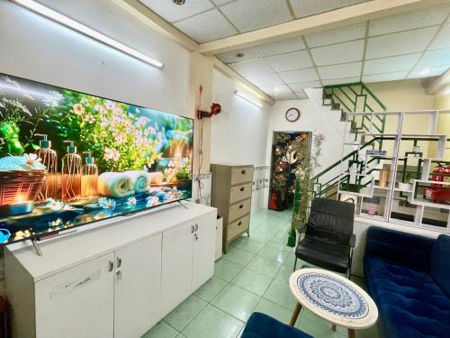 Downtown Ho Chi Minh City House | House of Ren Bui Vien