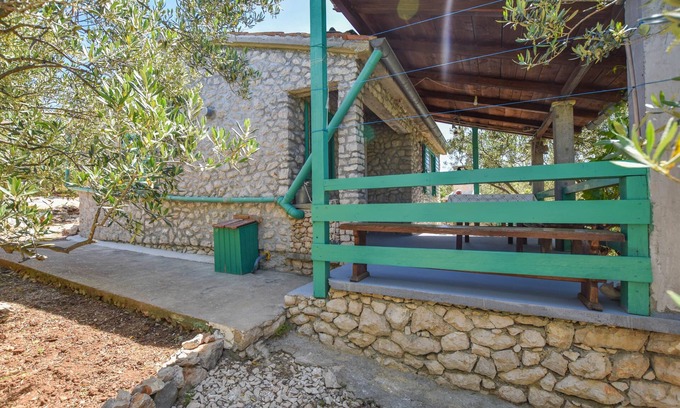 Tkon House | House OLIVA (46501-K1) - Tkon - island Pasman