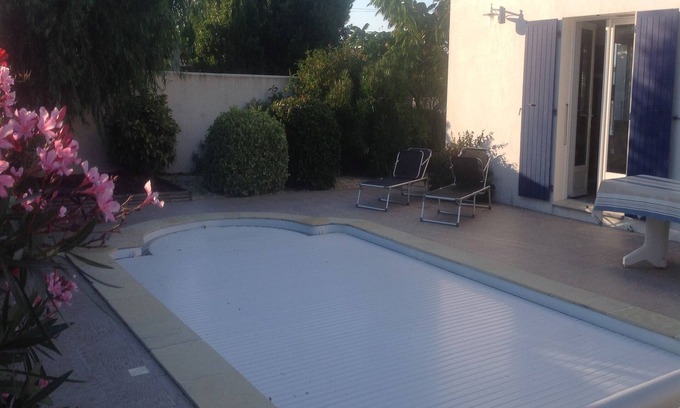 La Bree-les-Bains House | House on enclosed grounds, heated swimming pool according to outside temperature, WIFI