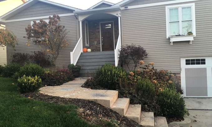 Apple Valley House | House on the 16th Tee!