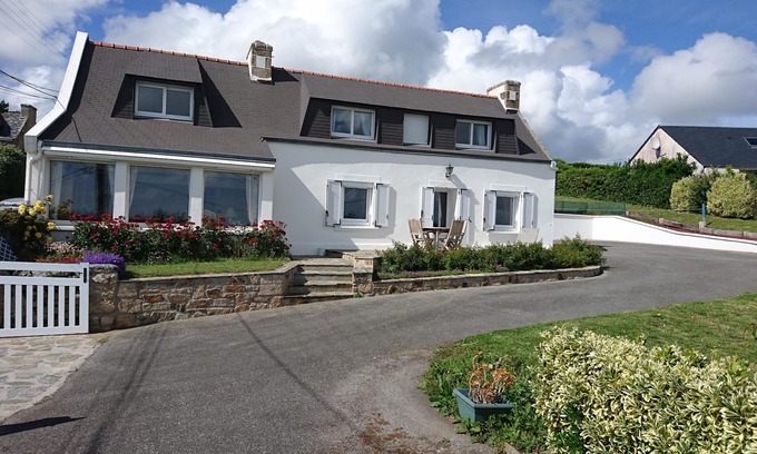 Plouhinec House | House overlooking the ocean and the beaches