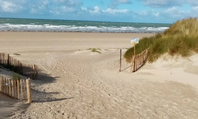 Surville House | House renovated in 2022, sleeps 9, near the sea