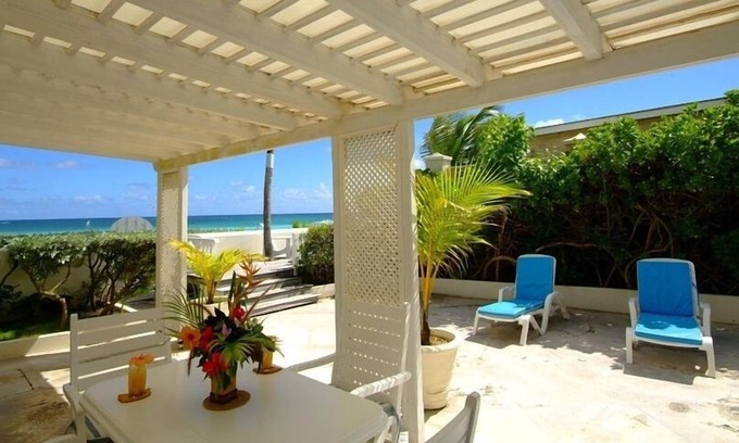 Silver Sands Apartment | House Seaside right on the White Sand Beach of Silver Sands