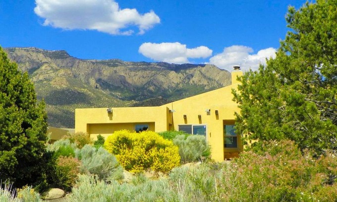 Sandia Heights South House | House ∙ 2 bedrooms ∙ 6 guests