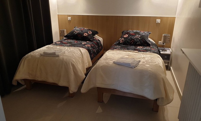 Argenteuil House | House Villa : Les Coteaux 5