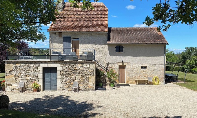 Montvalent House | House/Villa - Montvalent