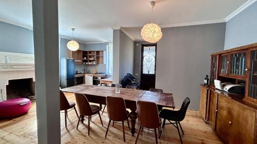 Sairme House | House & Wine