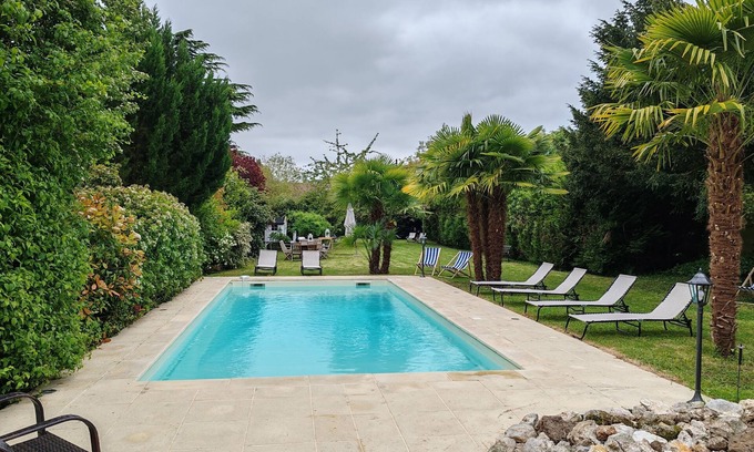 Arnouville-les-Mantes House | House with heated pool 45 minutes from Paris