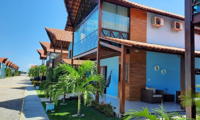 Praia dos Carneiros House | House with 04 bedrooms in Village Praia dos Carneiros III - Sleeps 12