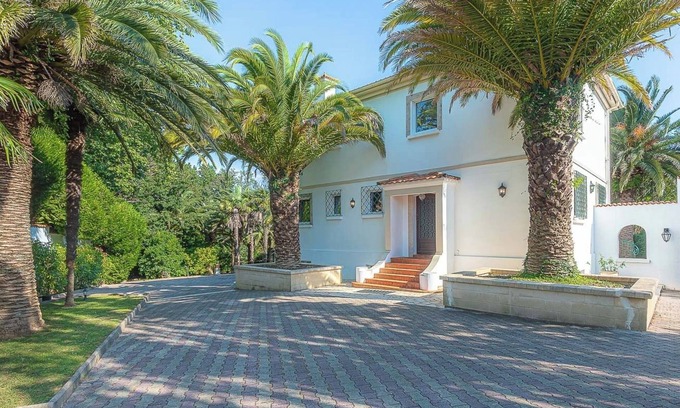 Iraty House | House with character