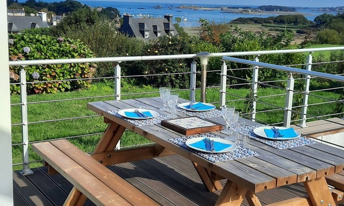 Penvenan House | House with exceptional 180° panoramic view in BUGUELES -PENVENAN