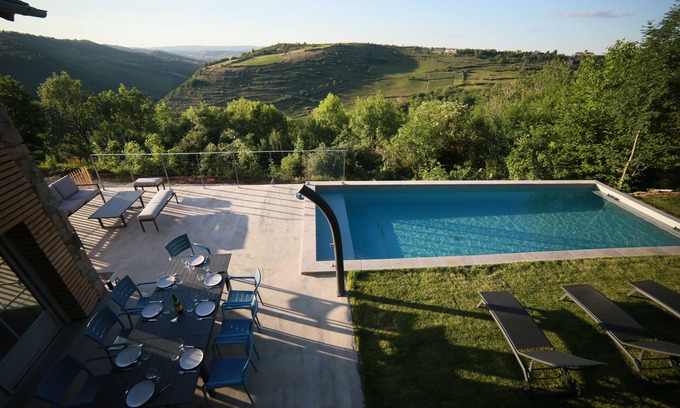 Clairvaux-d'Aveyron House | House with swimming pool and breathtaking view