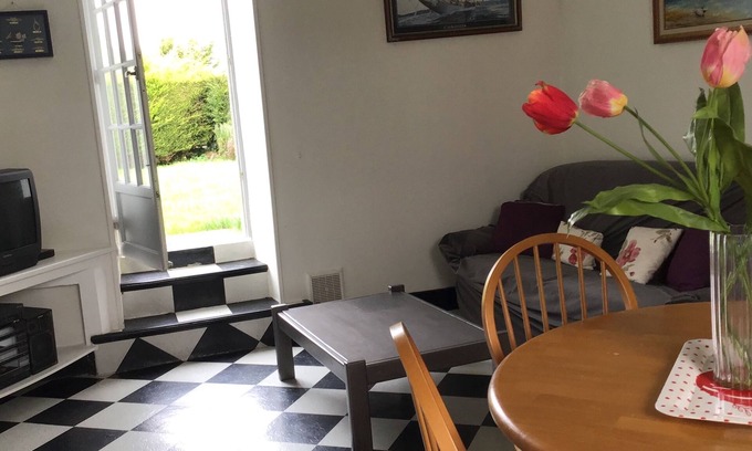 Saint-Quay-Portrieux House | house with veranda. Garden, Private parking. beaches