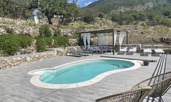Touet-de-l'Escarene Cottage | House with panoramic view "Joyanna