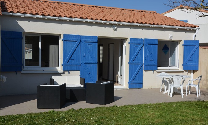 La Tranche-sur-Mer House | HOUSE WITH GARDEN BEACH 500M