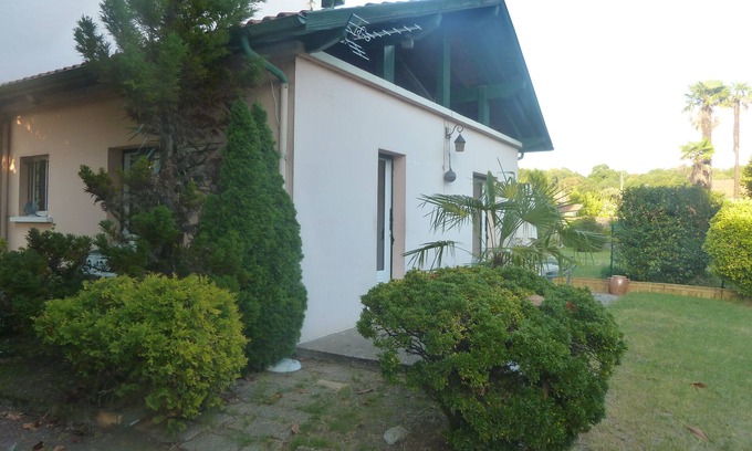 Boucau House | House with garden, close to the beach, the port and the river shuttle