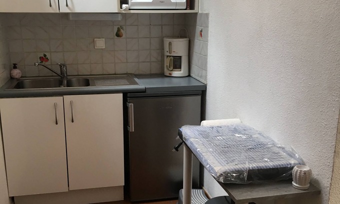 Forcalqueiret House | House with garden in residence with swimming pool ideal for rest with children