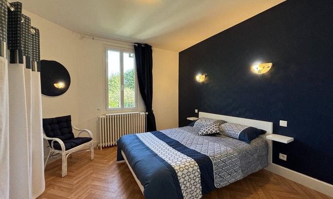 Diou Cottage | House with garden near canal and Loire, fully equipped, perfect for families