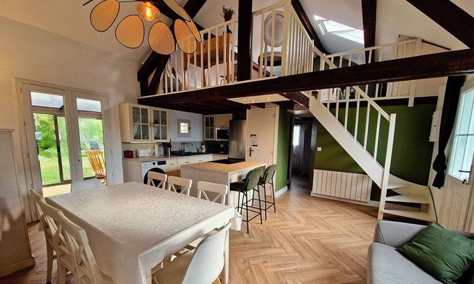 Sainte-Cecile-Plage House | House with large garden 1 km from the beach. Ideal for families.