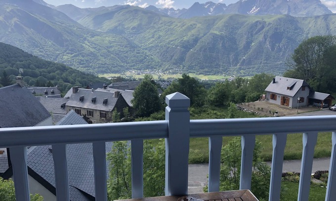 Azet House | House with magnificent view