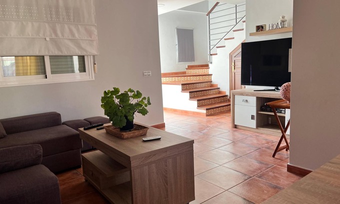 Sierra de Yeguas House | House with pool in Malaga