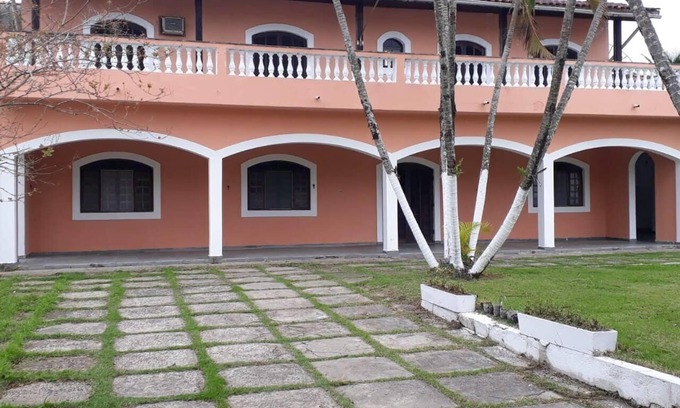 Itanhaem House | House with pool 300m from the beach
