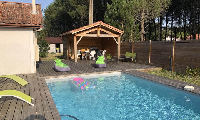 Leon House | HOUSE WITH PRIVATE POOL AND WOODEN TERRACE NEAR LEON RENOVATED IN 2024