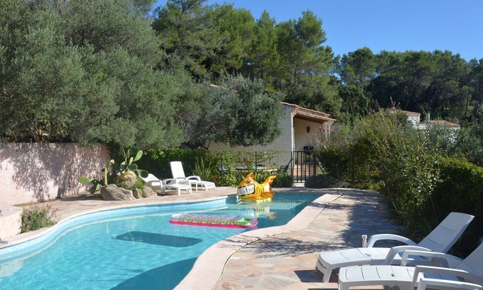 Pignans Villa | House with swimming pool .Totally peacefull 30 Minutes From The Sea,Great view